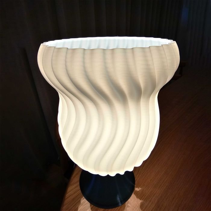 Tress table lamp